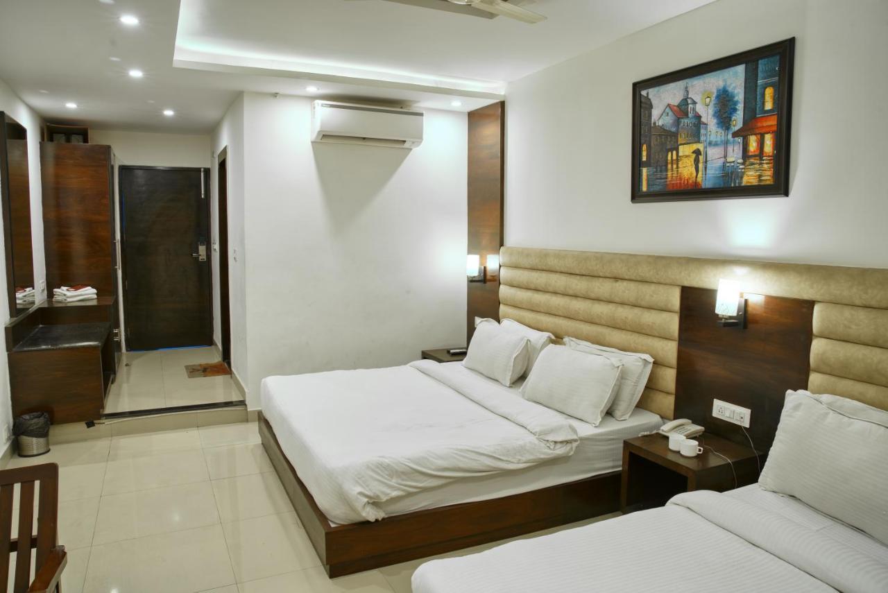Hotel Height View Residency Dehradun Esterno foto
