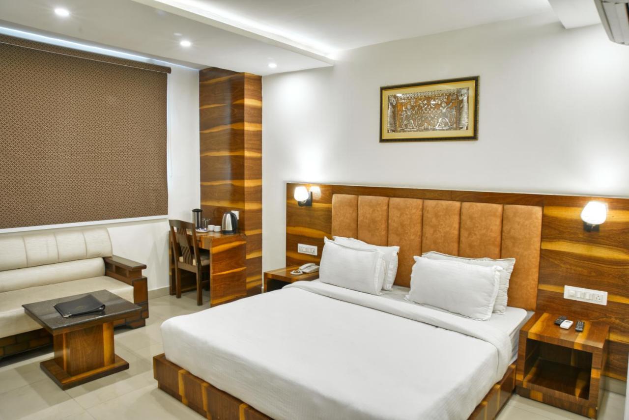Hotel Height View Residency Dehradun Esterno foto