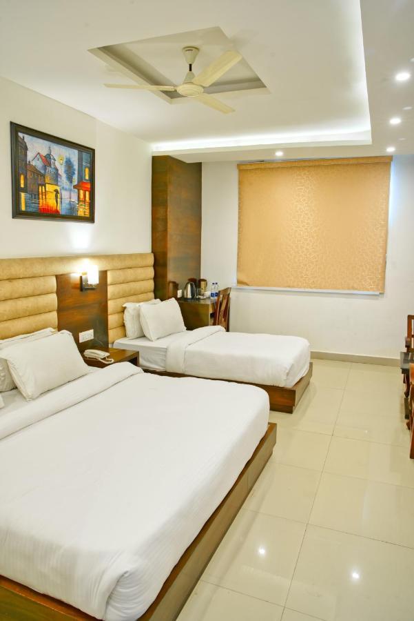 Hotel Height View Residency Dehradun Esterno foto